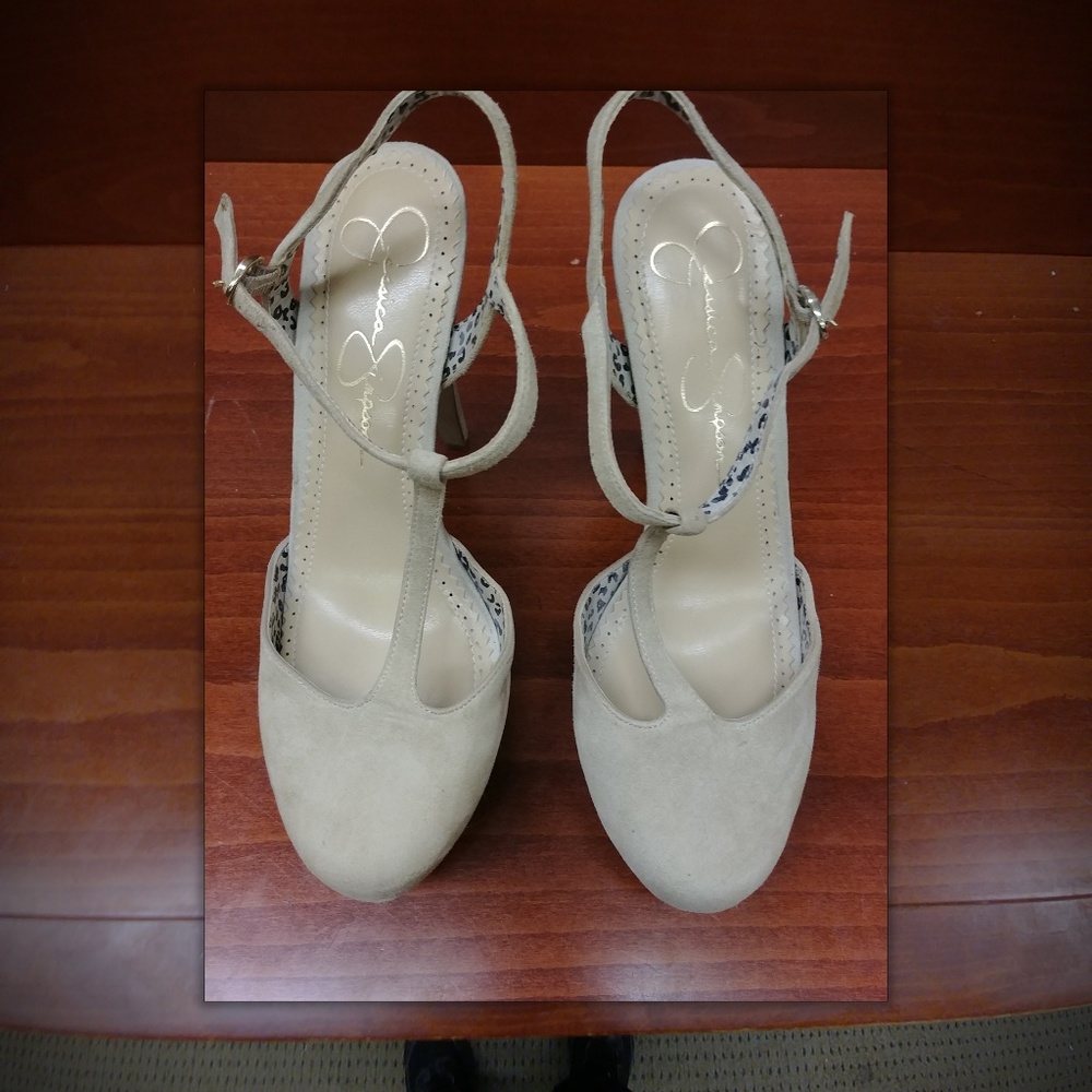 Jessica Simpson heels